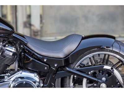 240 Tire Rear Fender Kit for M8 Softail With cover for closing gap between seat and tank