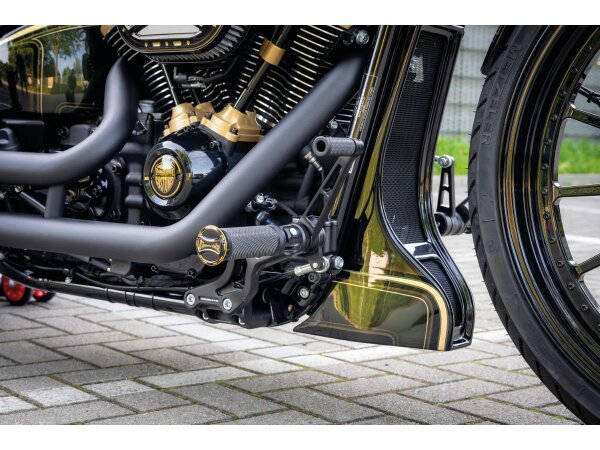 Phantom Mid- to Forward Control Conversion Kit for Softail M8 75 mm Further Forward Flat Black