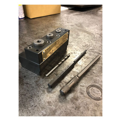 Fast Eddy, tappet roller rebuild tool